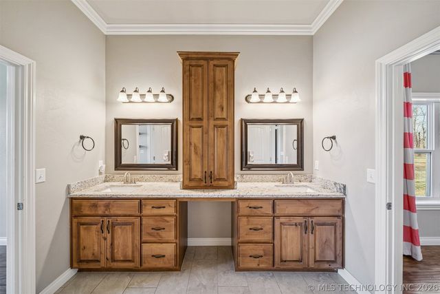 16283 Neel Drive, Claremore, OK 74017