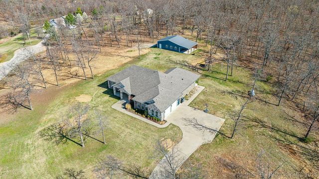 16283 Neel Drive, Claremore, OK 74017