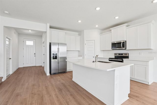 5352 CLOUDBERRY AVENUE, Lakeland, FL 33811