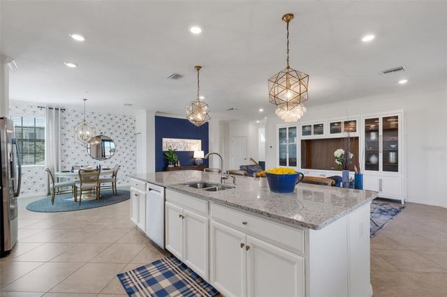 17607 GAWTHROP DRIVE 103, Bradenton, FL 34211