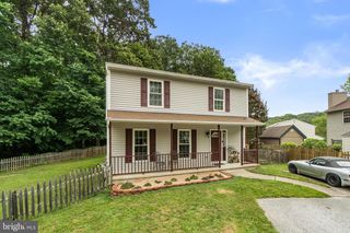 4803 ARCHER DR, Hampstead, MD 21074
