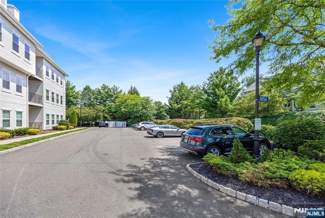 1018 Brittany Drive 1018, Wayne, NJ 07470