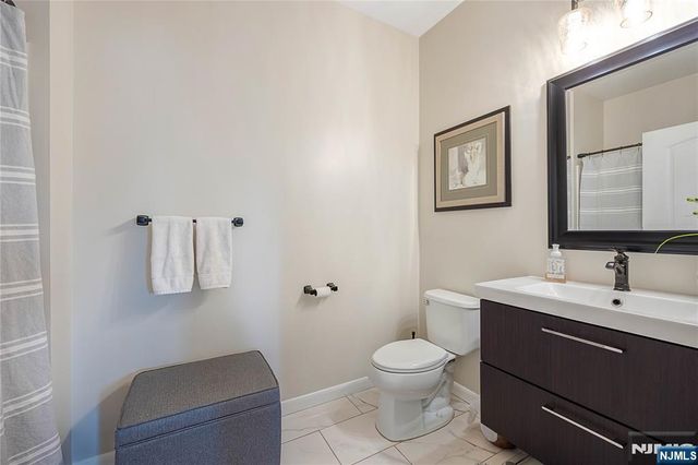 1018 Brittany Drive 1018, Wayne, NJ 07470