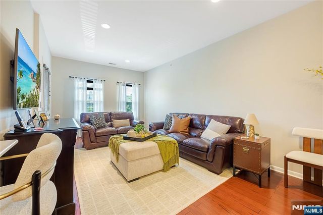 1018 Brittany Drive 1018, Wayne, NJ 07470