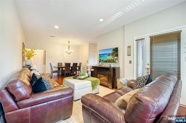 1018 Brittany Drive 1018, Wayne, NJ 07470