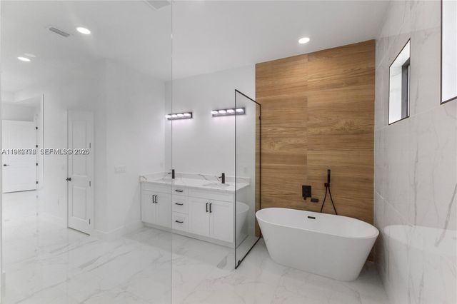 4330 34th, Cape Coral, FL 33993