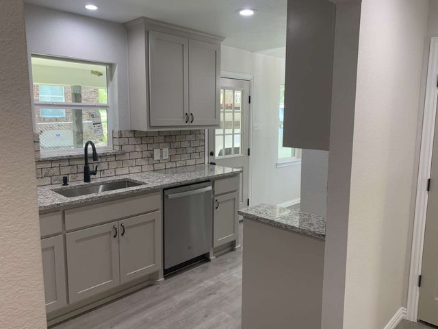 402 N Monroe Street, Kaufman, TX 75142