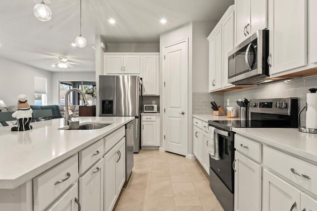 810 RUDDY QUAIL PLACE, Sun City Center, FL 33573