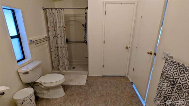 1427 100th Street SW #121, Everett, WA 98204