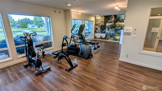 1427 100th Street SW #121, Everett, WA 98204