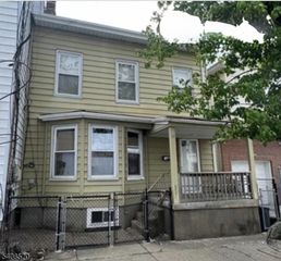 11 Sheridan Ave, Paterson City, NJ 07502