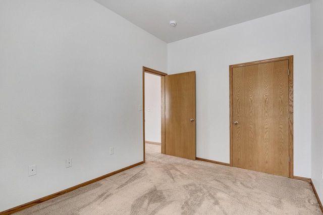 1611 Avon STREET, La Crosse, WI 54603