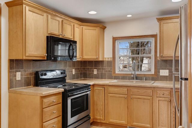 1611 Avon STREET, La Crosse, WI 54603