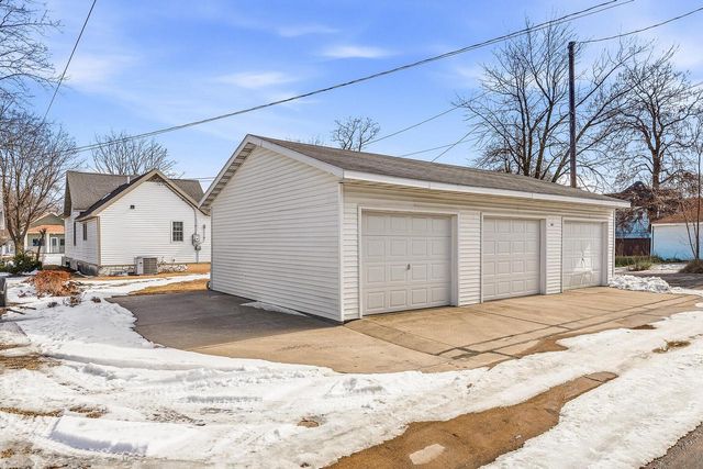 1611 Avon STREET, La Crosse, WI 54603