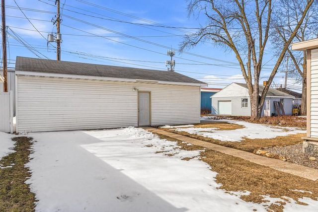 1611 Avon STREET, La Crosse, WI 54603