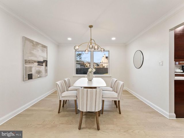 22 COUNTRY WALK, Cherry Hill, NJ 08003