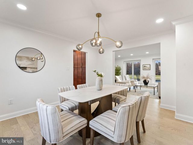 22 COUNTRY WALK, Cherry Hill, NJ 08003