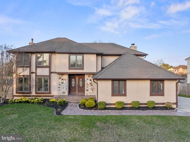 22 COUNTRY WALK, Cherry Hill, NJ 08003