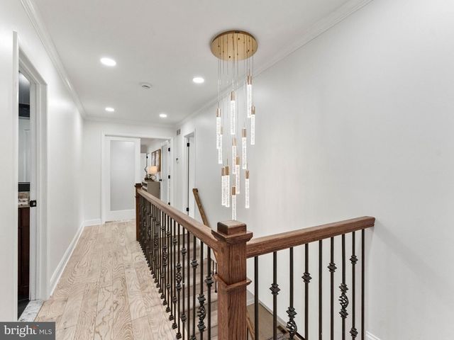 22 COUNTRY WALK, Cherry Hill, NJ 08003