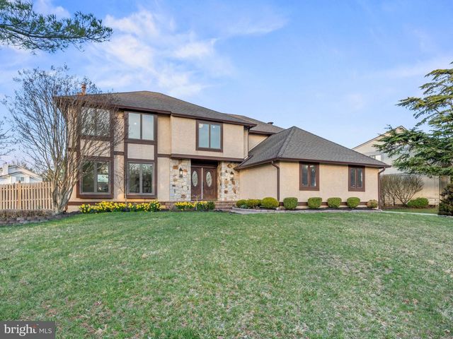 22 COUNTRY WALK, Cherry Hill, NJ 08003