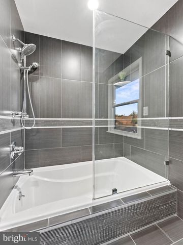 22 COUNTRY WALK, Cherry Hill, NJ 08003