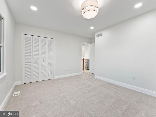 22 COUNTRY WALK, Cherry Hill, NJ 08003