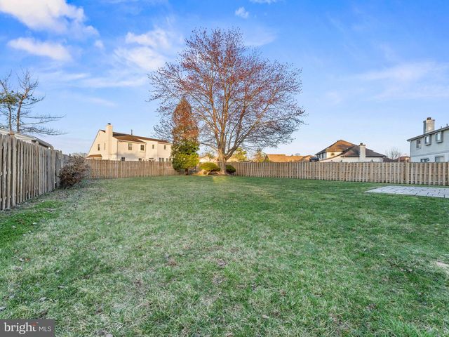 22 COUNTRY WALK, Cherry Hill, NJ 08003