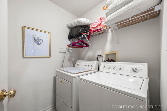 2578 Hillsboro Boulevard -, Aurora, IL 60503