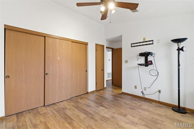 7611 Triwoods Drive J, St Louis, MO 63119