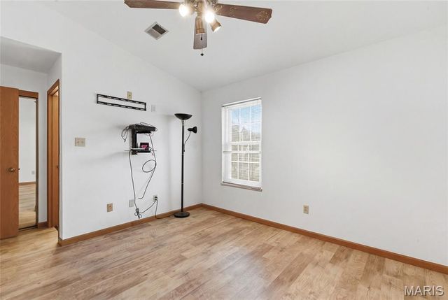 7611 Triwoods Drive J, St Louis, MO 63119