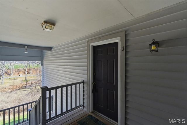 7611 Triwoods Drive J, St Louis, MO 63119