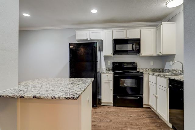 835 Heights Boulevard 37, Houston, TX 77007