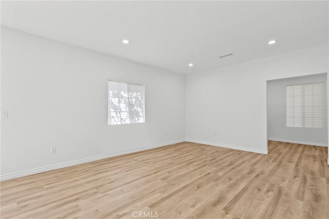 3666 2nd Avenue, Los Angeles, CA 90018