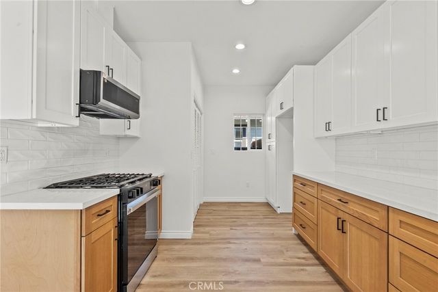 3666 2nd Avenue, Los Angeles, CA 90018