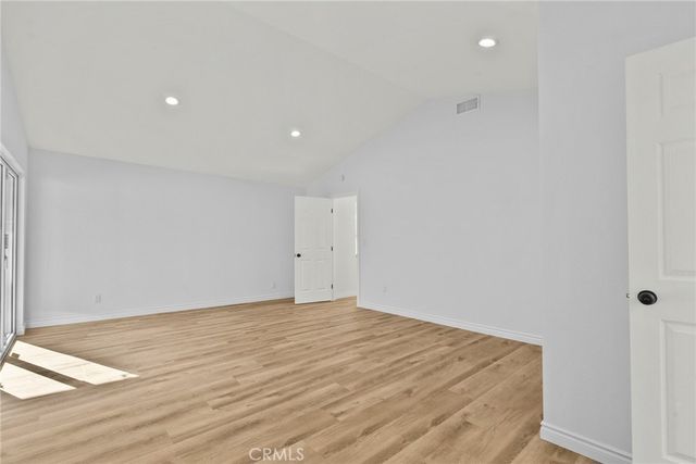 3666 2nd Avenue, Los Angeles, CA 90018