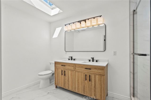 3666 2nd Avenue, Los Angeles, CA 90018