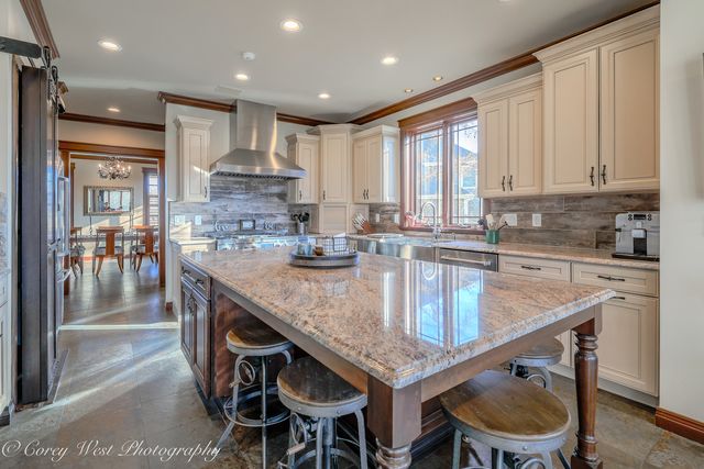 0N004 Alexander Drive, Geneva, IL 60134