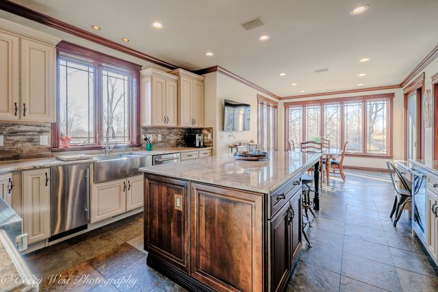 0N004 Alexander Drive, Geneva, IL 60134