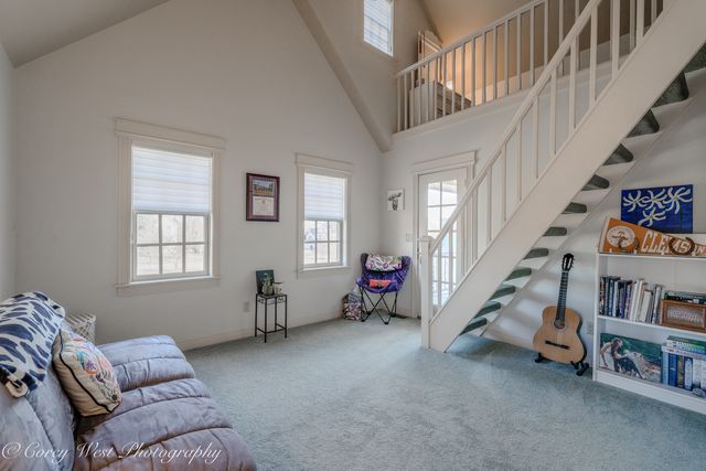 0N004 Alexander Drive, Geneva, IL 60134