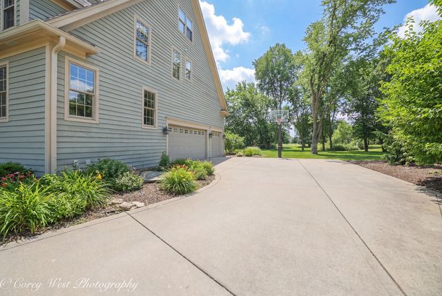0N004 Alexander Drive, Geneva, IL 60134
