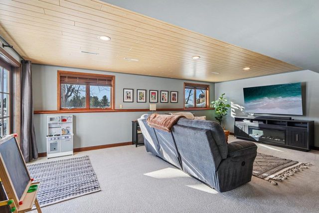 7983 Maurer Road, Cross Plains, WI 53528