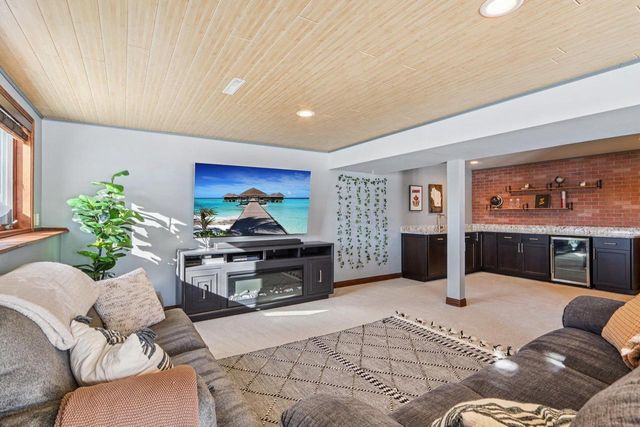 7983 Maurer Road, Cross Plains, WI 53528