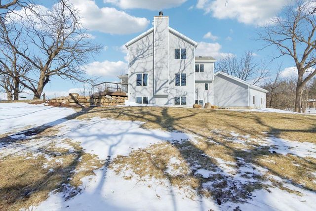 7983 Maurer Road, Cross Plains, WI 53528