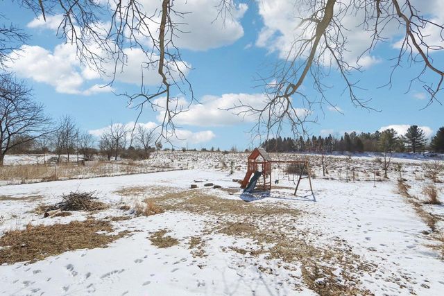 7983 Maurer Road, Cross Plains, WI 53528