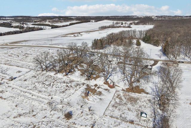 7983 Maurer Road, Cross Plains, WI 53528