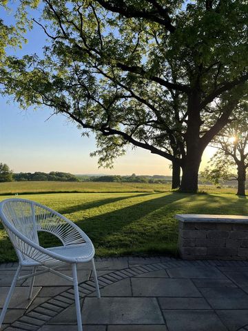 7983 Maurer Road, Cross Plains, WI 53528