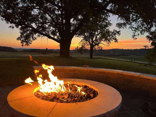 7983 Maurer Road, Cross Plains, WI 53528