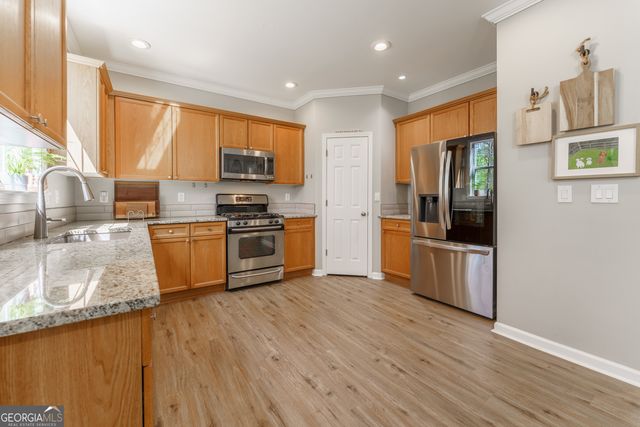 774 Weller Path, Sugar Hill, GA 30518