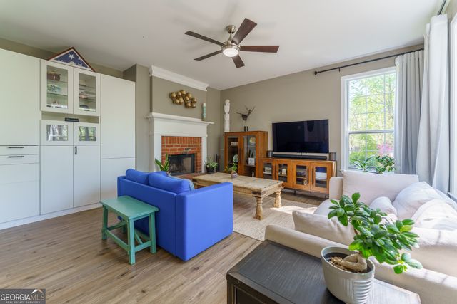 774 Weller Path, Sugar Hill, GA 30518