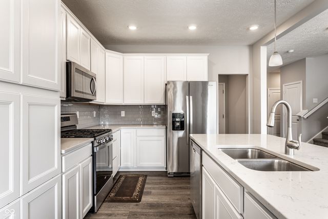 1711 Pelham Drive, Greenwood, IN 46143